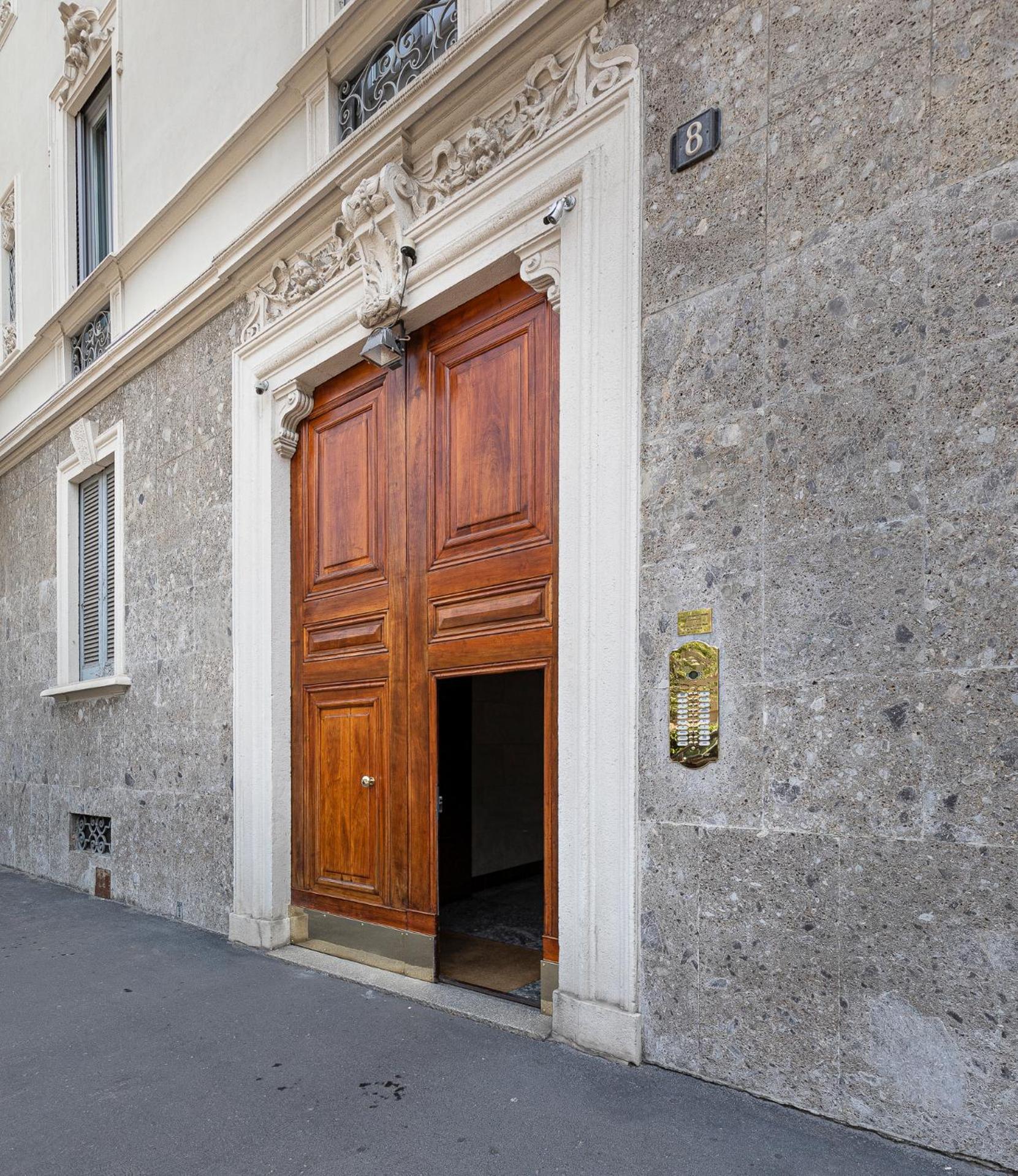 Porta-Venezia/Milano CentraleLuxury Apartment Экстерьер фото